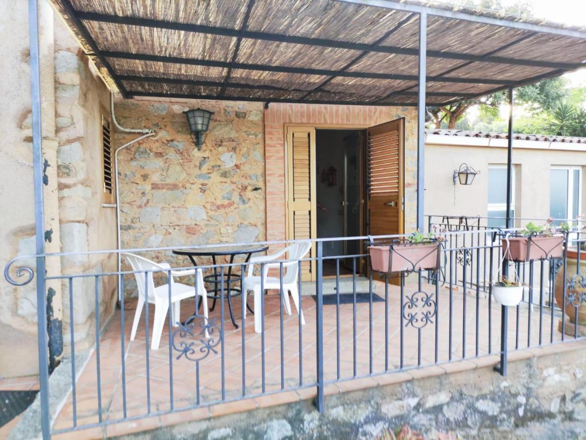 A Casa Di Peppino Villa Greco Тиндари Экстерьер фото