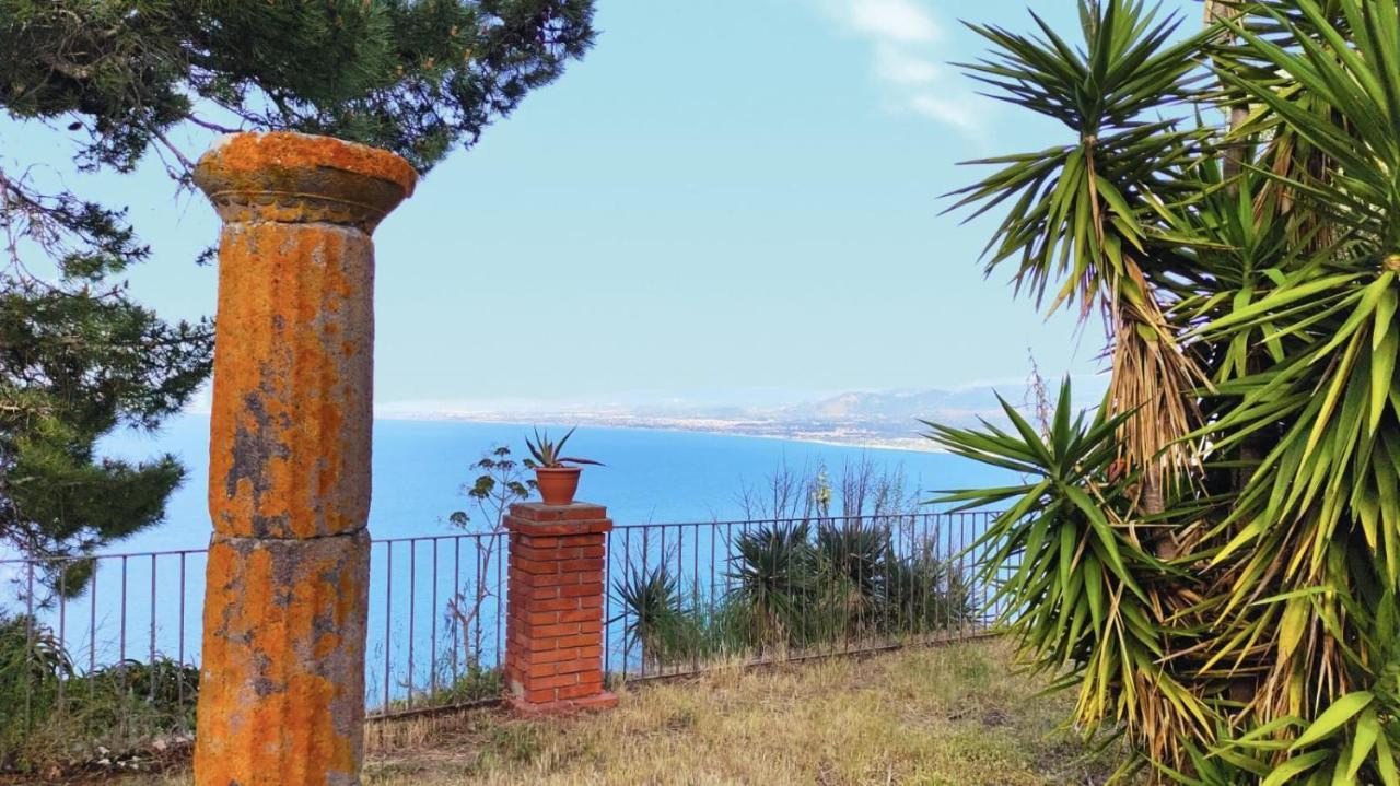 A Casa Di Peppino Villa Greco Тиндари Экстерьер фото