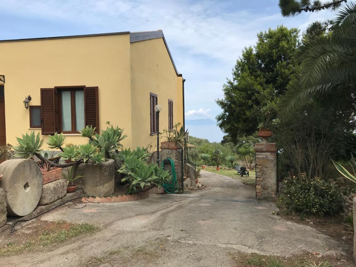 A Casa Di Peppino Villa Greco Тиндари Экстерьер фото